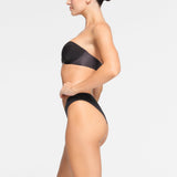 WEIGHTLESS STRAPLESS BRA | ONYX