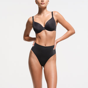 SMOOTHING INTIMATES FULL COVERAGE BRA | ONYX