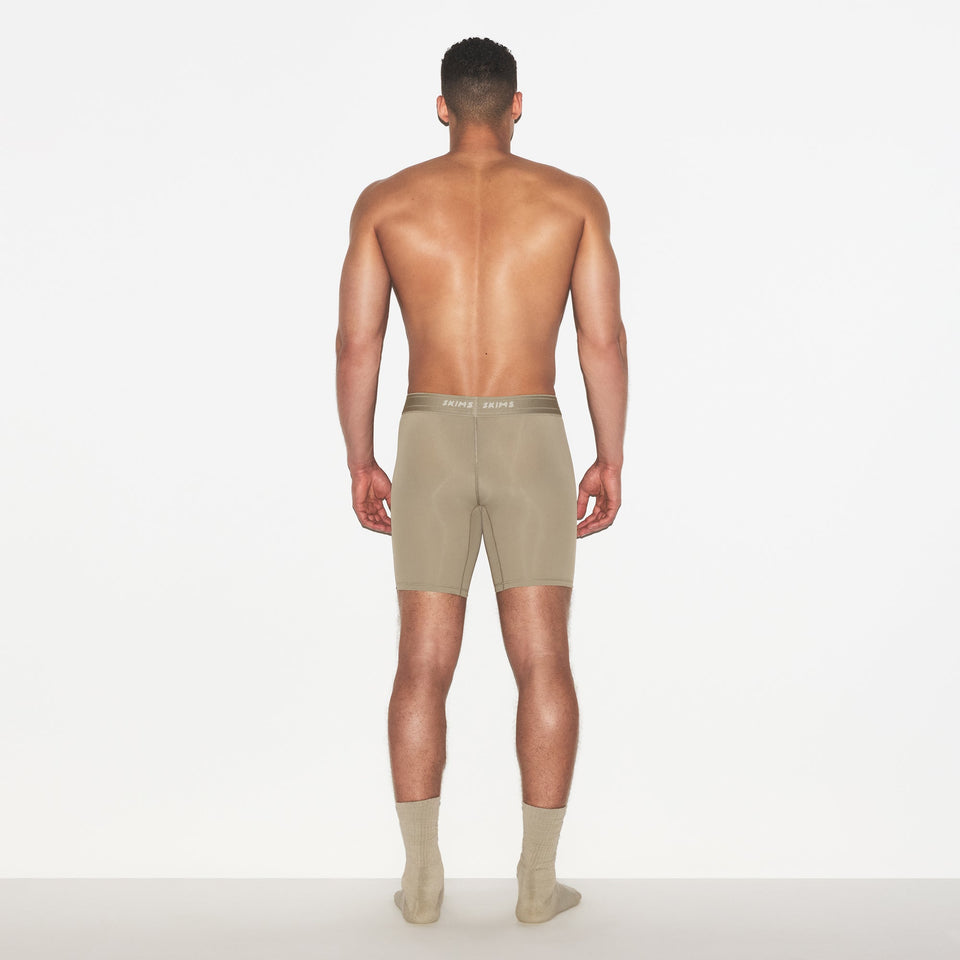 SKIMS SPORT MENS 7" BOXER BRIEF | DUNE