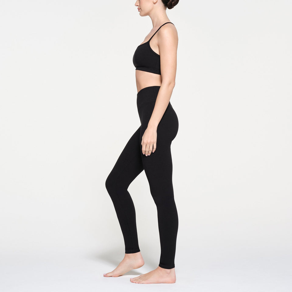 OUTDOOR HIGH-WAISTED BANDED LEGGING | ONYX