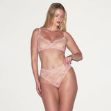 STRETCH LACE BRIEF | MORGANITE