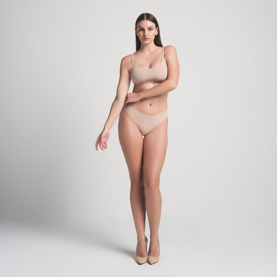 FITS EVERYBODY SCOOP BRALETTE | MICA