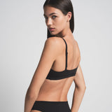 FITS EVERYBODY SCOOP BRALETTE | ONYX