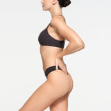 FITS EVERYBODY PICOT SKIMPY SCOOP BRALETTE | ONYX
