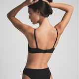 FITS EVERYBODY CROSSOVER BRALETTE | ONYX