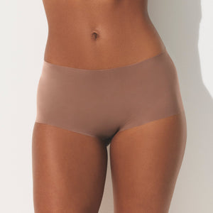 INVISIBLE BOY SHORT | UMBER
