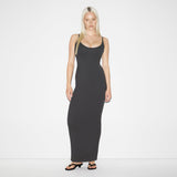 SMOOTH LAYERS SCOOP NECK LONG DRESS | GRAPHITE