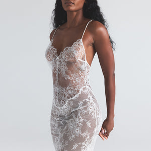 ULTRA FINE LACE LOW BACK LONG DRESS | MARBLE