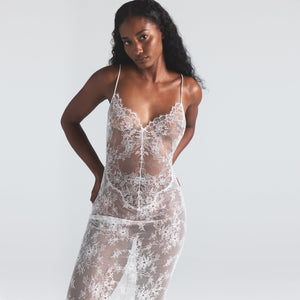 ULTRA FINE LACE LOW BACK LONG DRESS | MARBLE