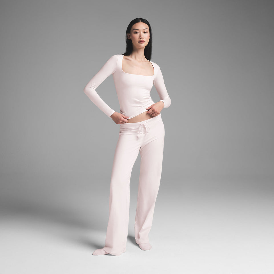 COTTON JERSEY SCOOP NECK LONG SLEEVE TOP | BARELY PINK