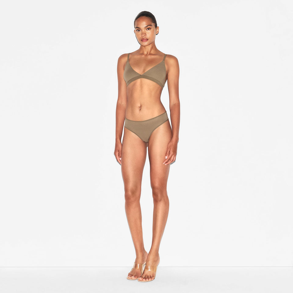 FITS EVERYBODY THONG | TRUFFLE