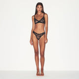 STRETCH LACE DIPPED THONG | SOOT