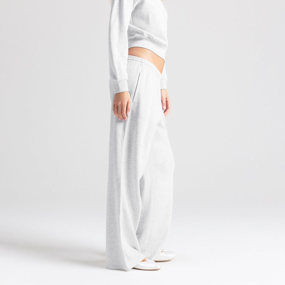 LIGHTWEIGHT FLEECE STRAIGHT LEG PANT | LIGHT HEATHER GREY