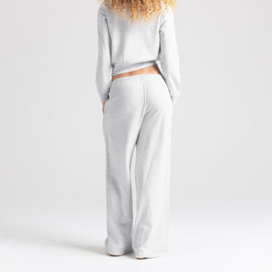LIGHTWEIGHT FLEECE STRAIGHT LEG PANT | LIGHT HEATHER GREY