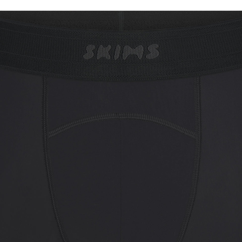 SKIMS SPORT MENS 7" BOXER BRIEF | OBSIDIAN