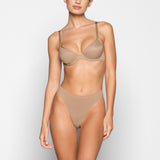 WEIGHTLESS DEMI BRA | CLAY
