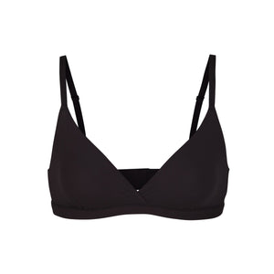 FITS EVERYBODY CROSSOVER BRALETTE | ONYX