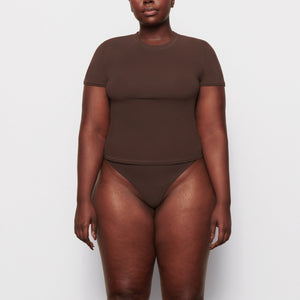 FITS EVERYBODY T-SHIRT | COCOA
