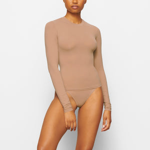 FITS EVERYBODY LONG SLEEVE T-SHIRT | SIENNA