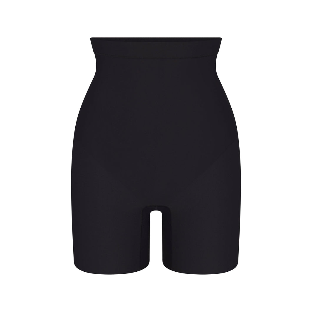 SKIMS BODY CORE SCULPT MID RISE SHORT | ONYX