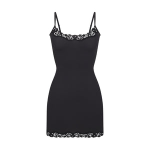 FITS EVERYBODY LACE SLIP DRESS | ONYX