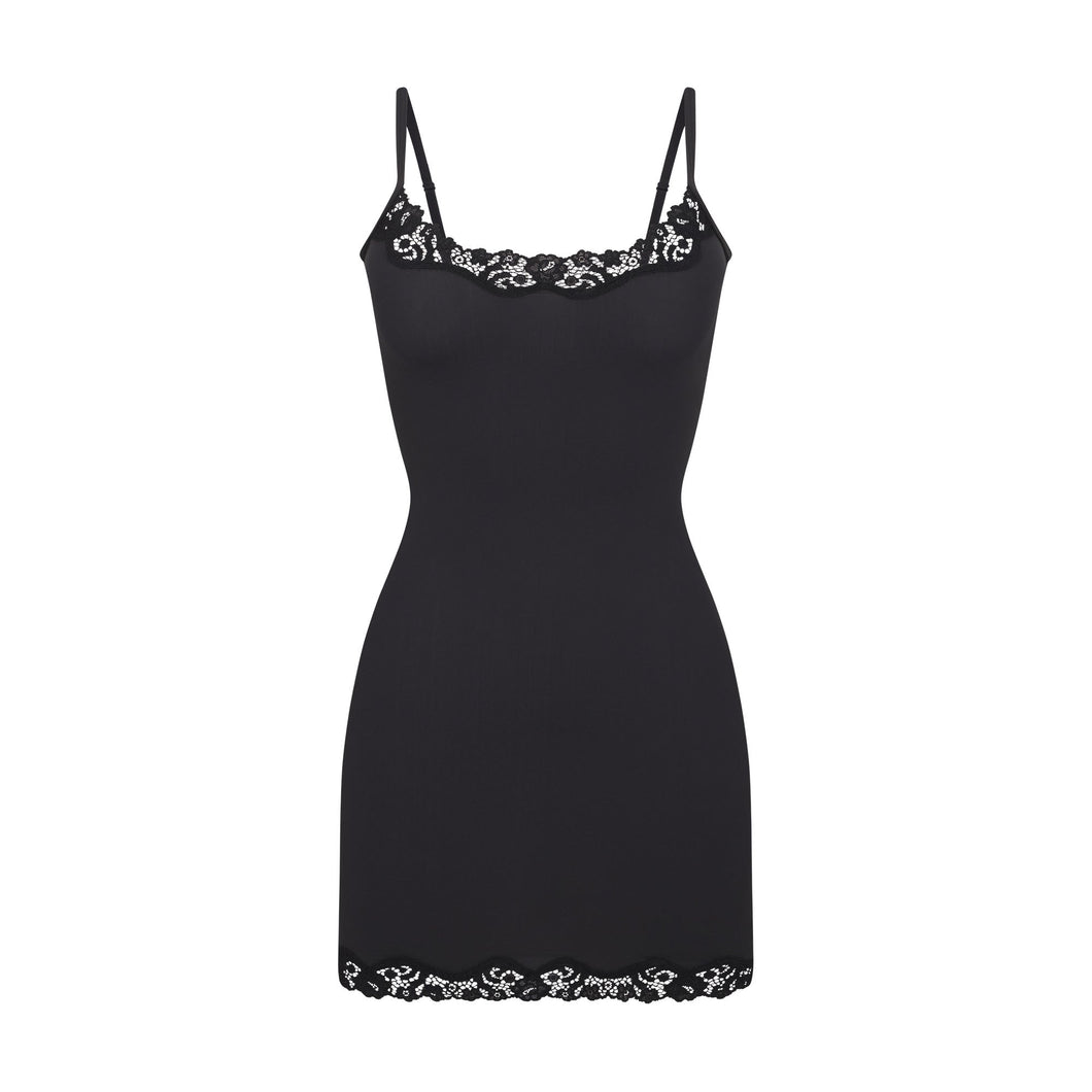 FITS EVERYBODY LACE SLIP DRESS | ONYX