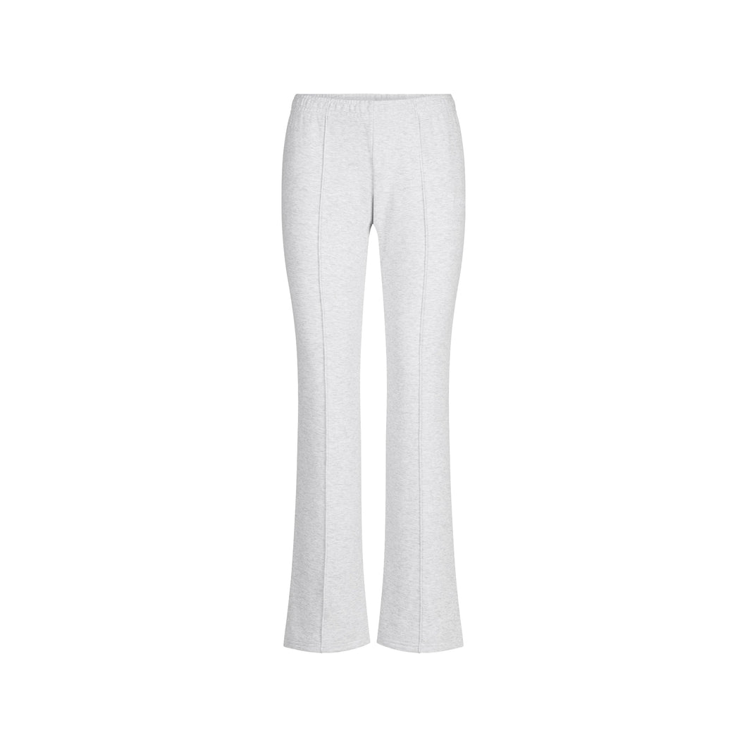 COTTON FLEECE LOW RISE SLIM PANT | LIGHT HEATHER GREY
