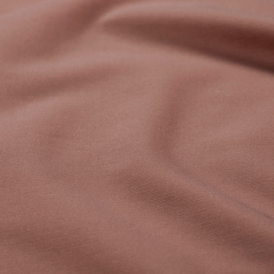INVISIBLE BOY SHORT | UMBER
