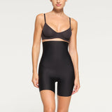 SKIMS BODY HIGH-WAISTED MID THIGH SHORT | ONYX