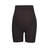 MATERNITY SCULPTING SHORT MID THIGH | ONYX