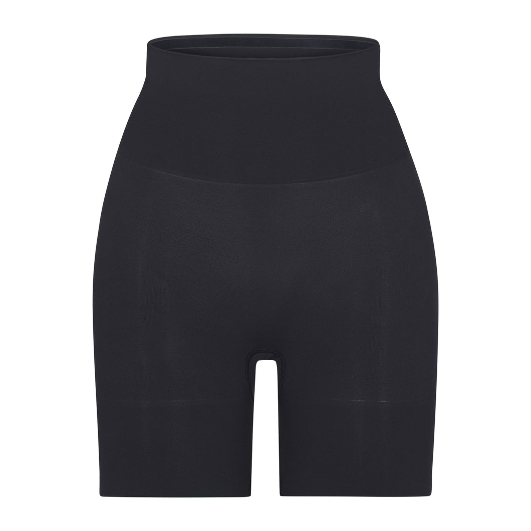 SEAMLESS SCULPT BUTT LIFTING SHORT | ONYX