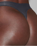 FITS EVERYBODY DIPPED FRONT THONG | ONYX