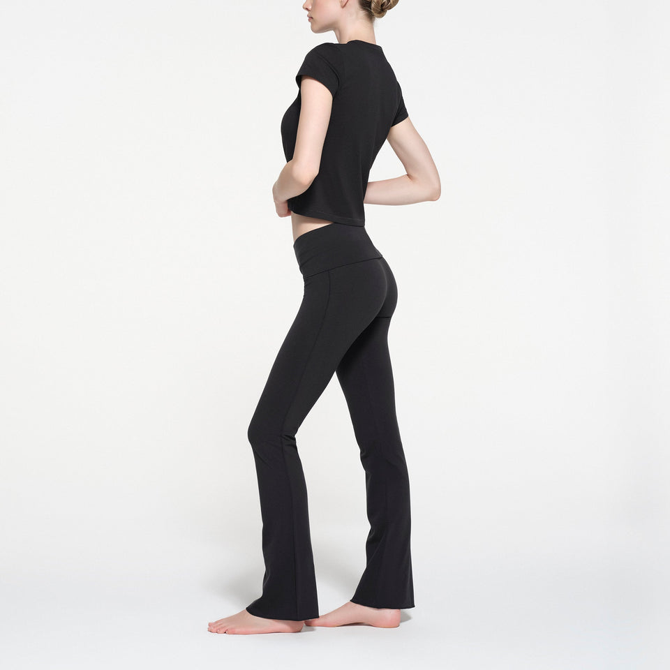 RELAXED TEES SHRUNKEN T-SHIRT | ONYX