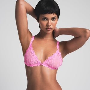 STRETCH LACE TRIANGLE BRALETTE | SUGAR PINK