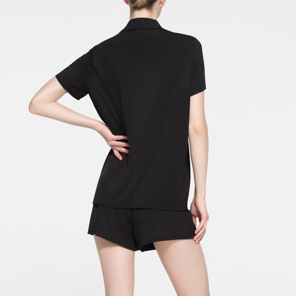 SKIMS SLEEP SHORT SLEEVE BUTTON UP SET | ONYX