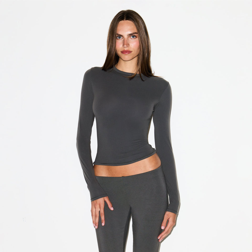 FITS EVERYBODY LONG SLEEVE T-SHIRT | GRAPHITE